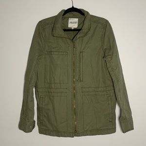 Green army jacket. Size L